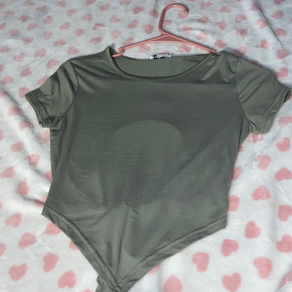 Cute Green crop top for spring/summer time